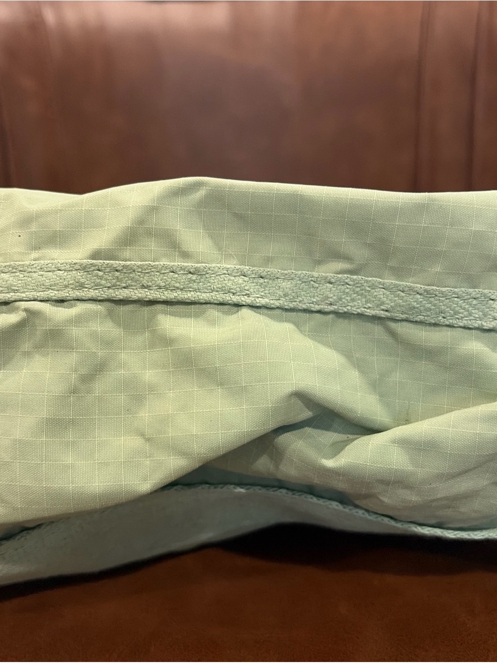 Lesportsac Classic Green  Deluxe Med  Weekender Duffle Bag Crossbody Strap - Picture 5 of 15
